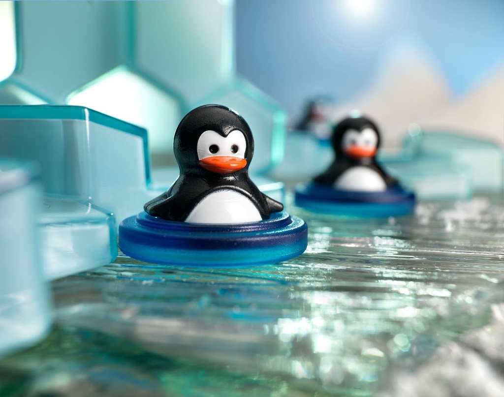 Penguins Pool Party 4
